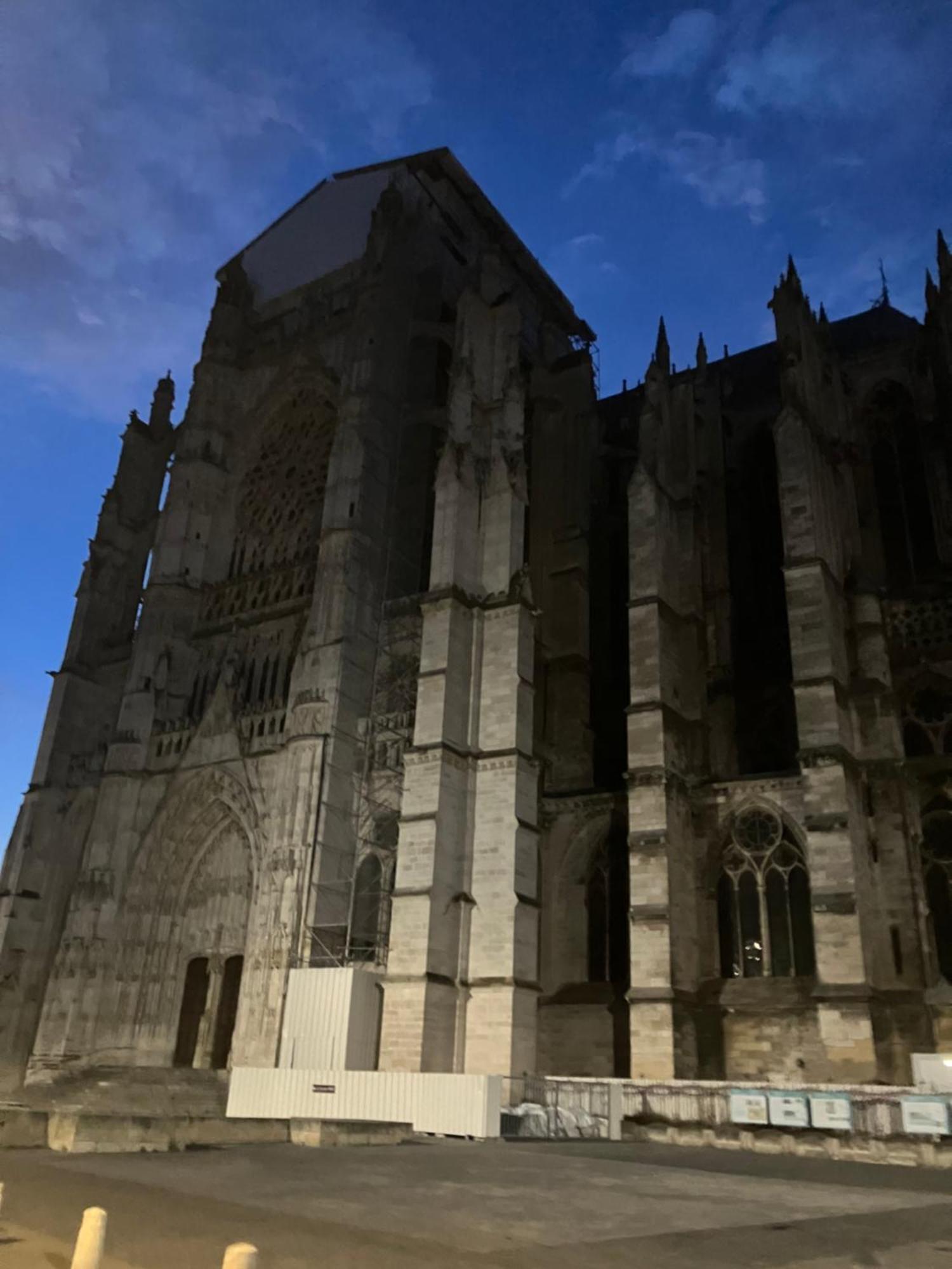 Lovely Appartement Vue Cathedrale Beauvais Dış mekan fotoğraf